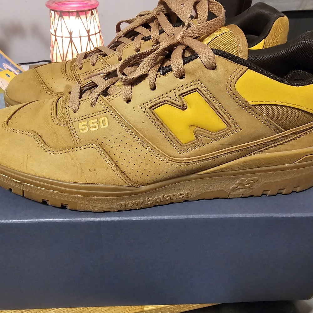 New Balance 550 - all brown rare colour